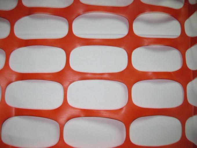 Barriera di plastica dell'HDPE vergine che recinta maglia per la barriera d'avvertimento 110*26mm della costruzione